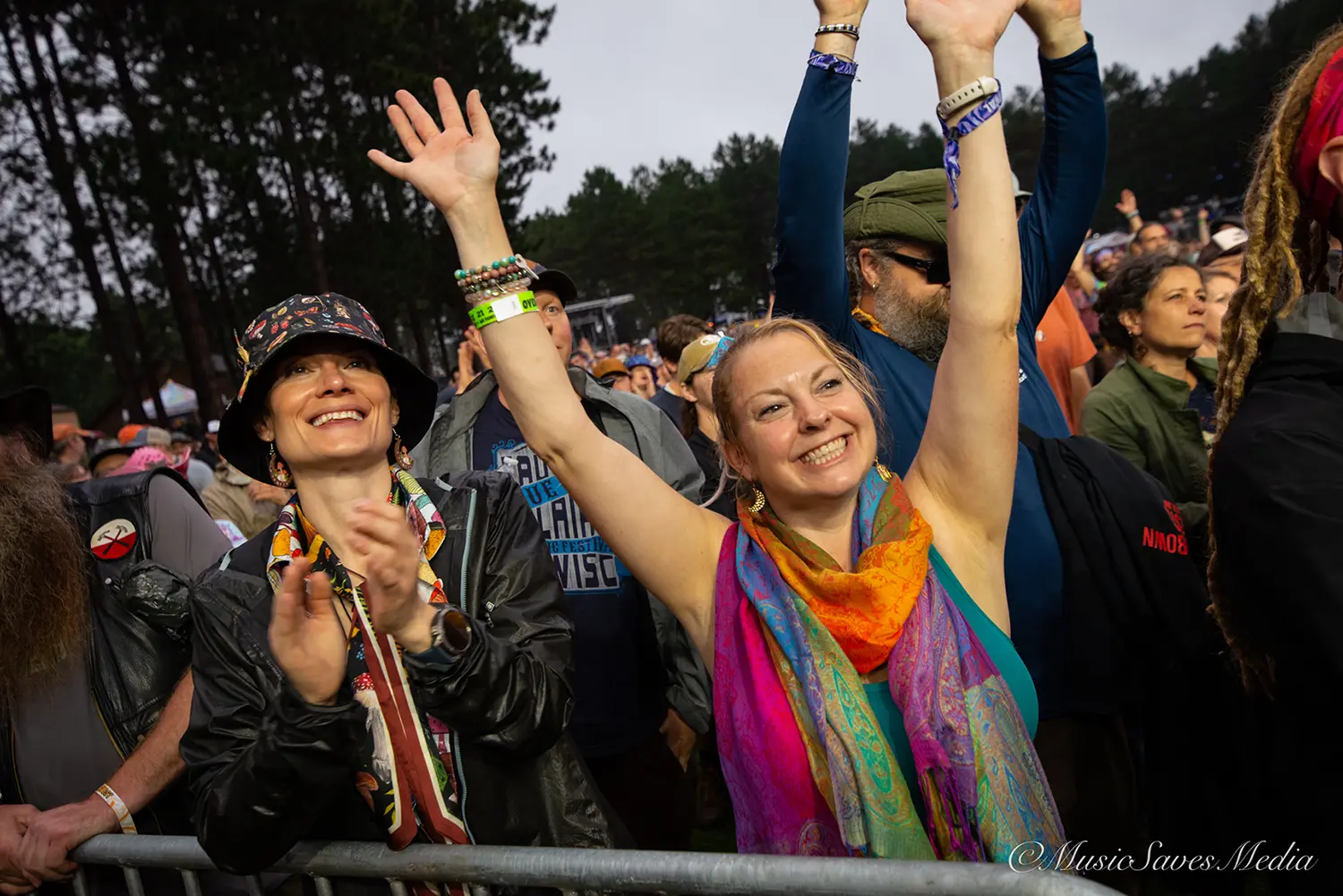 concert attendees at The Pines Eau Claire WI